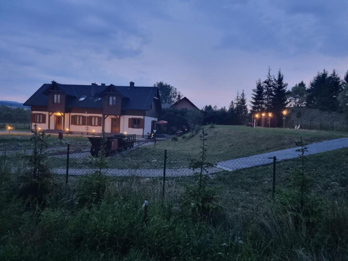 Kolejowy Smolnik Apartman Smolnik  Kültér fotó