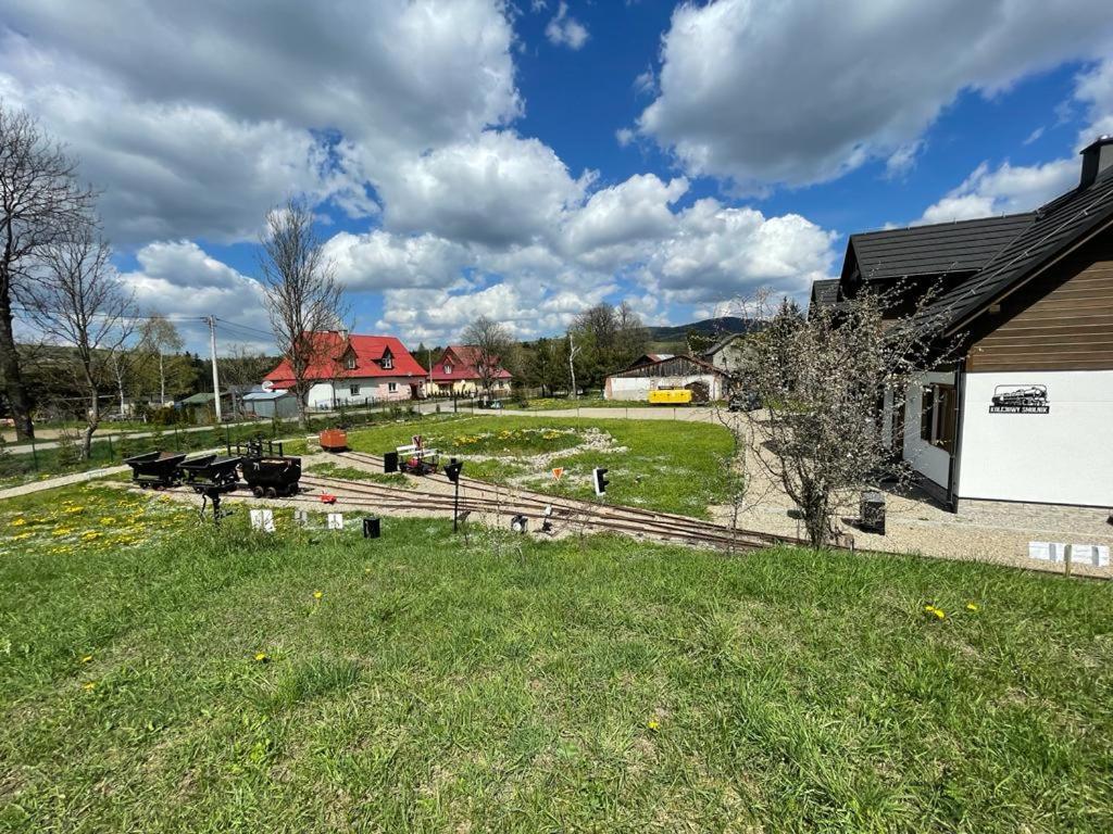 Kolejowy Smolnik Apartman Smolnik  Kültér fotó